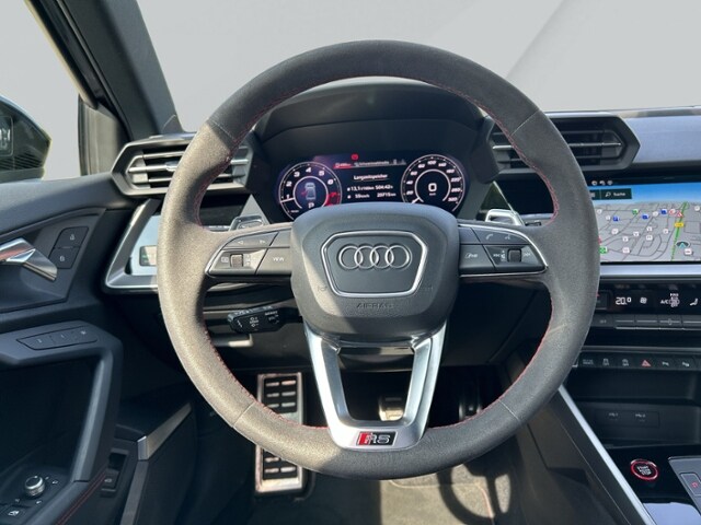 Audi RS3 Quattro S-Tronic Sedan