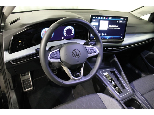 Volkswagen Golf 1.5 eTSI DSG Golf VIII