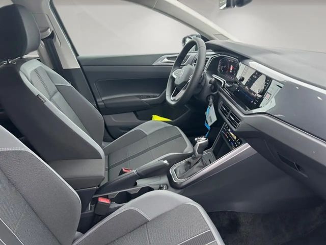 Volkswagen Polo 1.0 TSI DSG Style