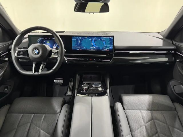 BMW 540 540d M-Sport Touring xDrive