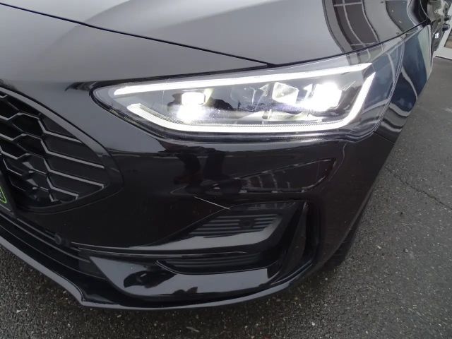 Ford Focus ST Line Wagon