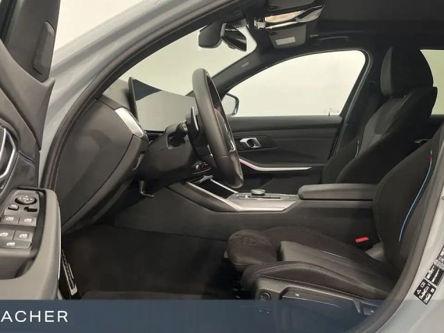 BMW 330 330i M-Sport Touring xDrive