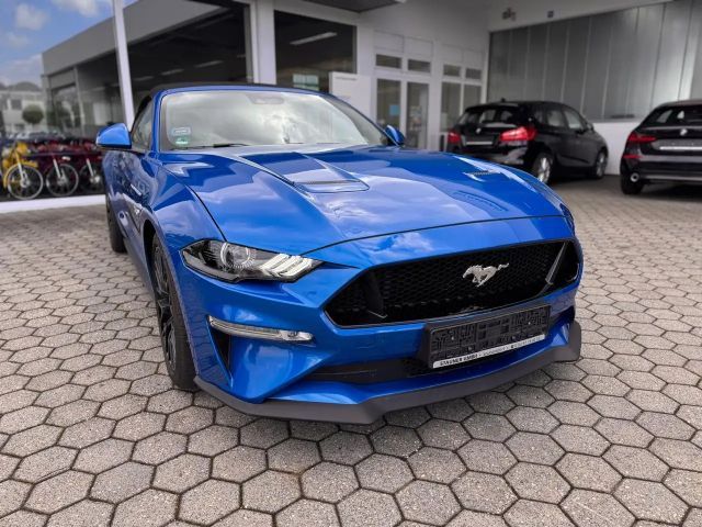 Ford Mustang Convertible GT 5.0 V8
