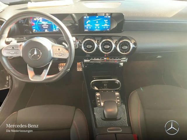 Mercedes-Benz A 250 A 250 e AMG Line