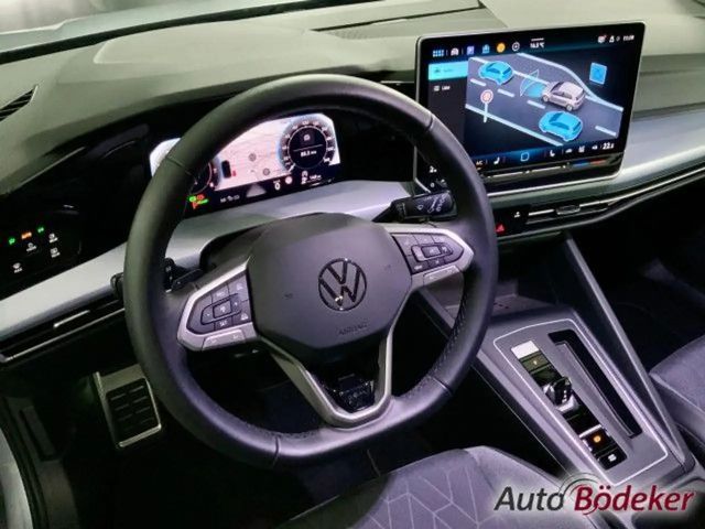 Volkswagen Golf 1.5 eTSI DSG