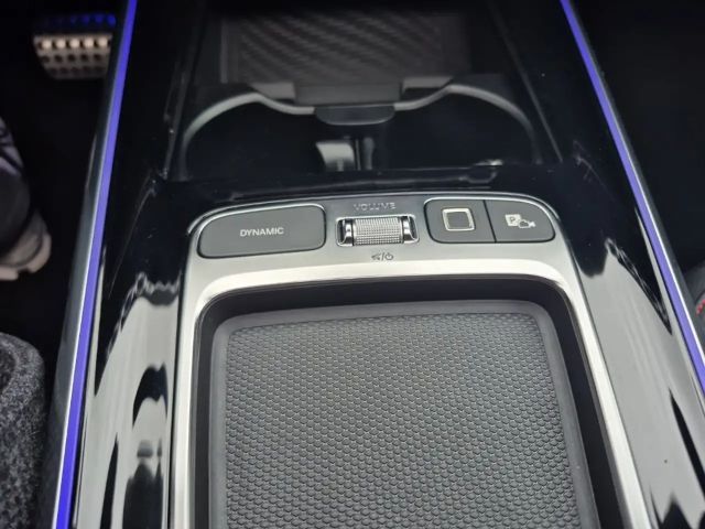 Mercedes-Benz GLA 200 AMG Line GLA 200 d