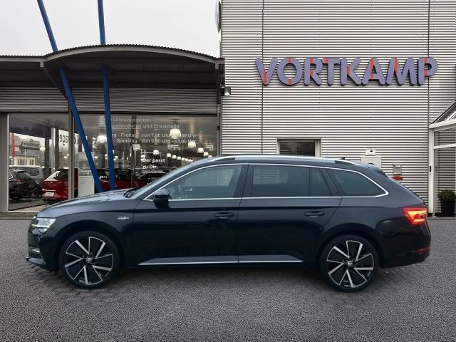 Skoda Superb Combi iV