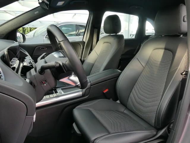 Mercedes-Benz B 180 Progressive