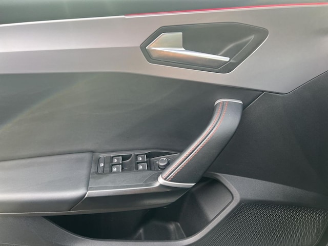 Seat Leon 1.5 eTSI DSG FR-lijn Sportstourer