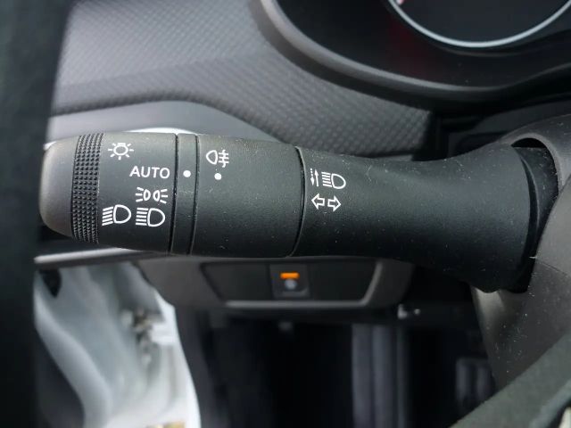 Dacia Sandero Essential TCe 90