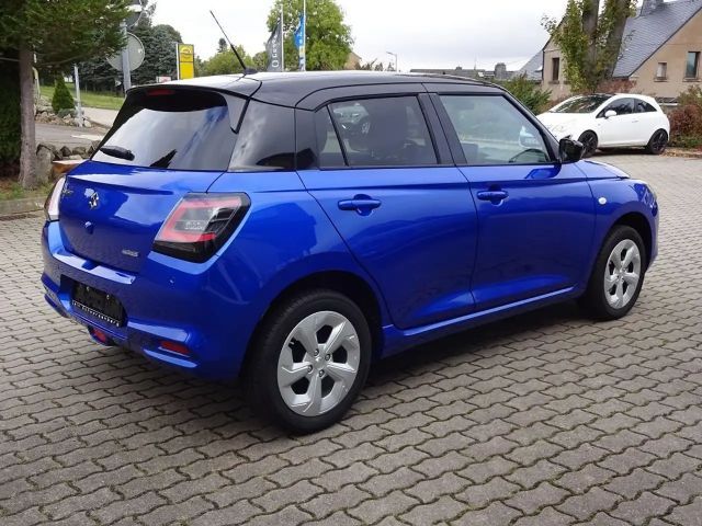 Suzuki Swift AllGrip Comfort DualJet Hybrid