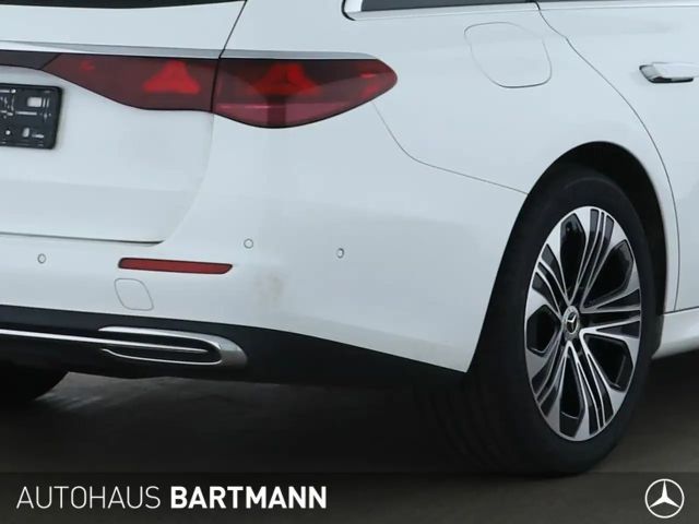 Mercedes-Benz E 200 AVANTGARDE Estate