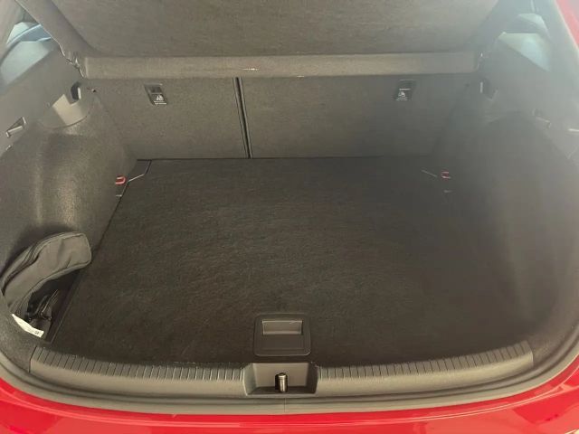 Volkswagen Taigo 1.5 TSI R-Line