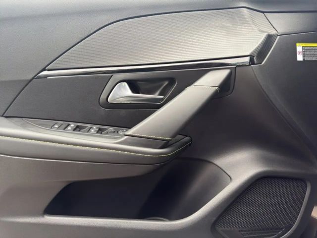 Peugeot 208 EAT8 GT-Line