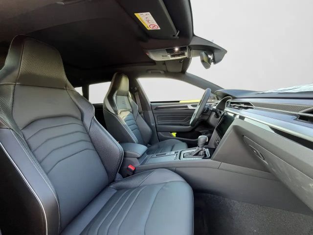 Volkswagen Arteon 2.0 TDI R-Line