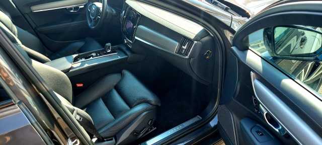 Volvo V90 Dark Plus