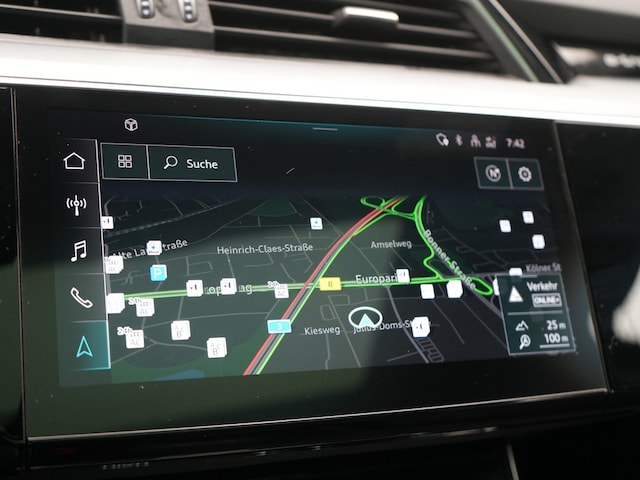 Audi Q8 e-tron 50 Quattro S-Line