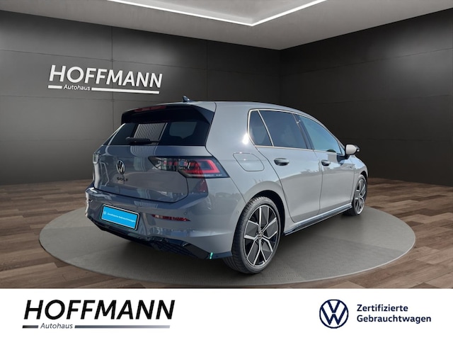 Volkswagen Golf 1.5 TSI DSG R-Line