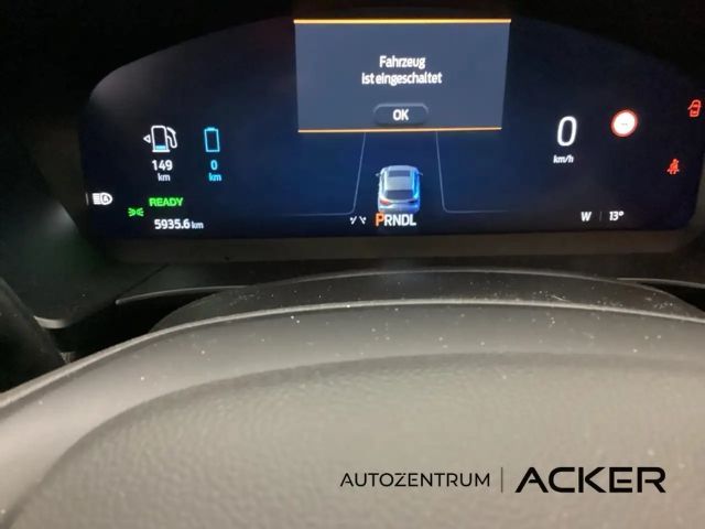 Ford Kuga Plug in Hybrid ST Line X