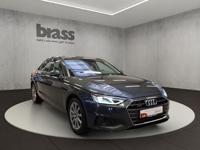 Audi A4 40 TFSI Quattro S-Tronic Sedan