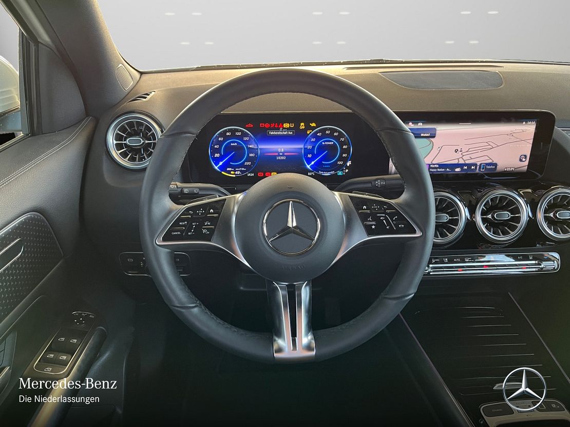 Mercedes-Benz EQA 300 4MATIC