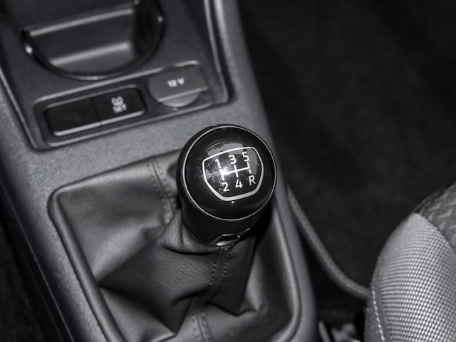 Volkswagen up! Active