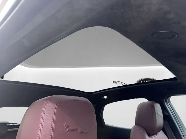 Jaguar E-Pace AWD P300