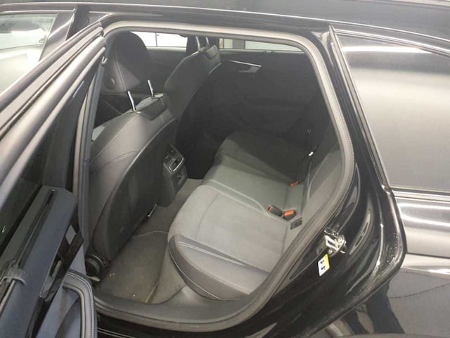 Audi A4 40 TDI Avant S-Tronic