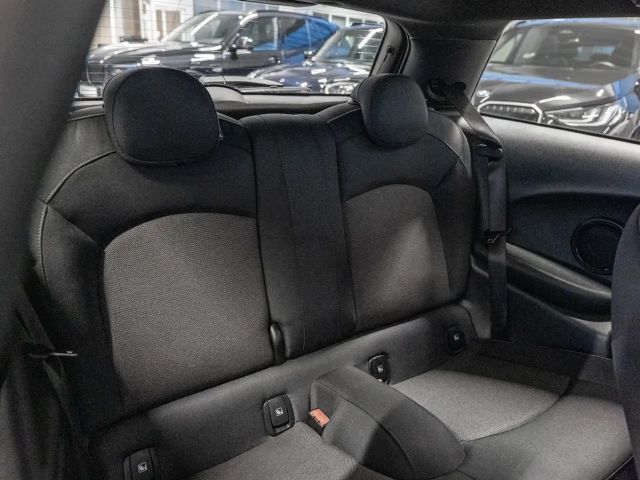 MINI Cooper Essential Trim FACEL. LED SHZ PDC