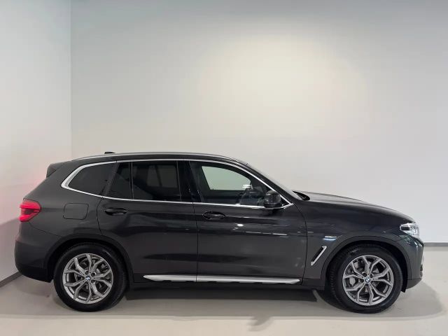 BMW X3 xDrive30e