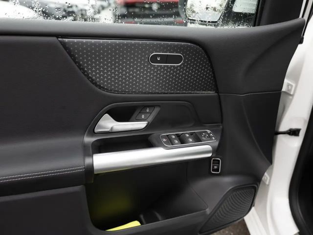 Mercedes-Benz B 200 B 200 d Progressive