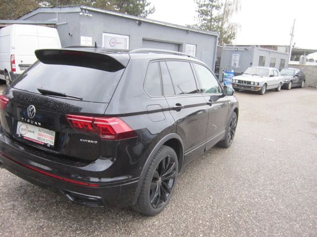 Volkswagen Tiguan R-Line Style eHybrid