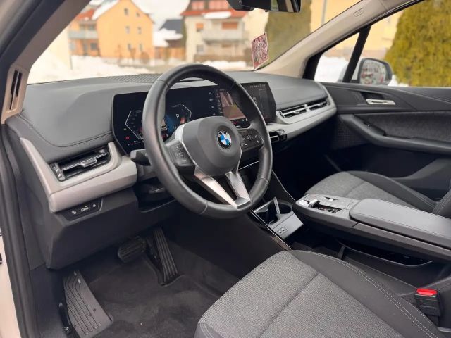 BMW 216 KAMERA DAB LED KLIMAAUTO