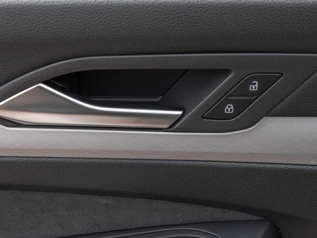 Volkswagen Golf 2.0 TDI DSG Life Variant