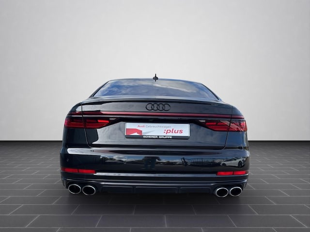 Audi S8 Quattro