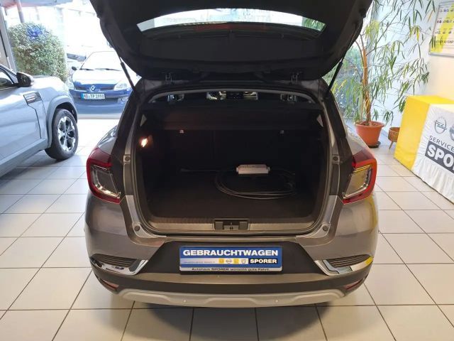 Renault Captur E-Tech Intens