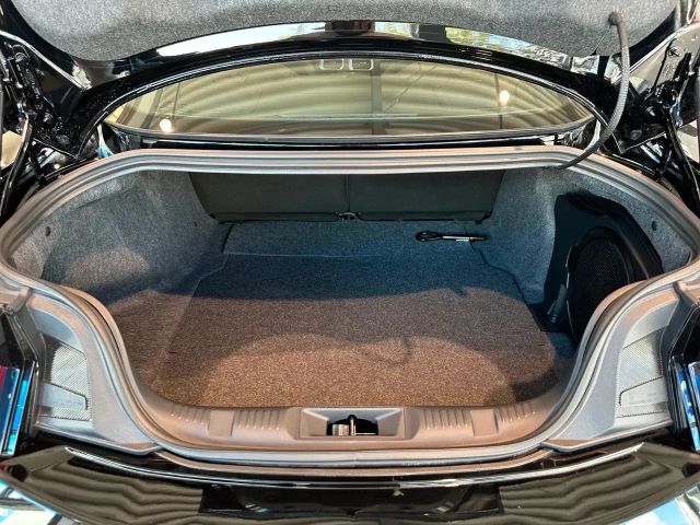 Ford Mustang Fastback GT 5.0 V8