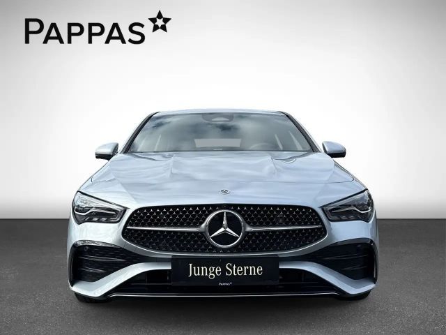 Mercedes-Benz CLA 200 Shooting Brake