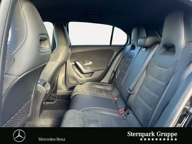 Mercedes-Benz A 200 AMG Line