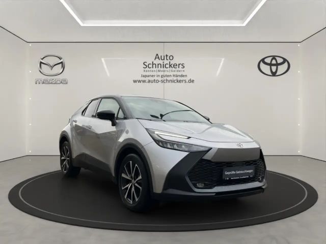Toyota C-HR Team D