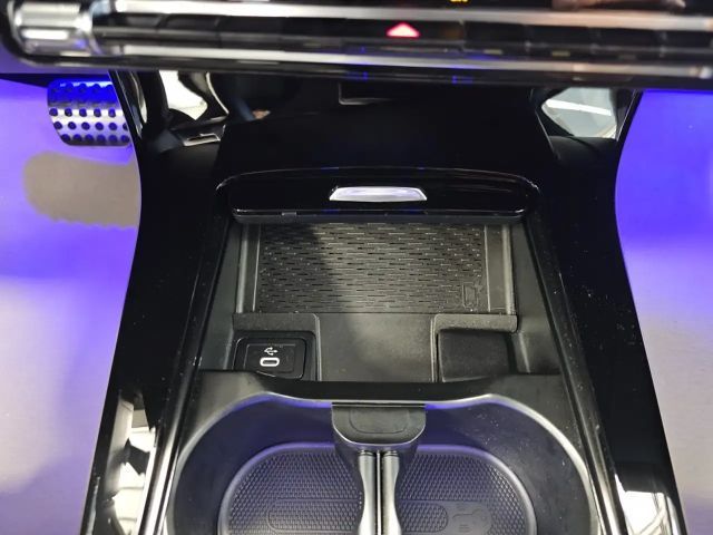 Mercedes-Benz A 200 AMG Line