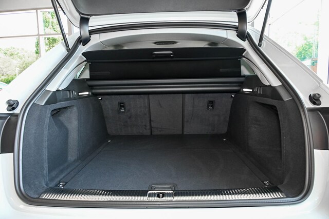 Audi A4 40 TDI Avant S-Tronic