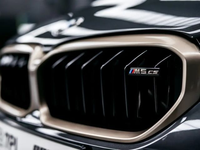 BMW M5 CS Sedan