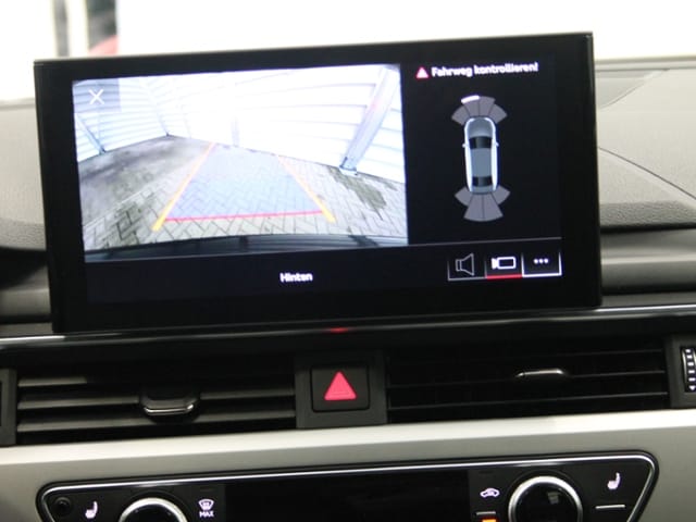 Audi A4 30 TDI S-Tronic Sedan