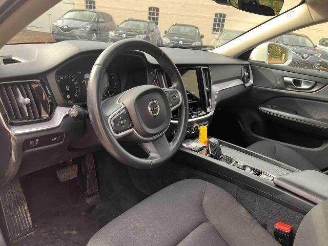 Volvo V60 Momentum