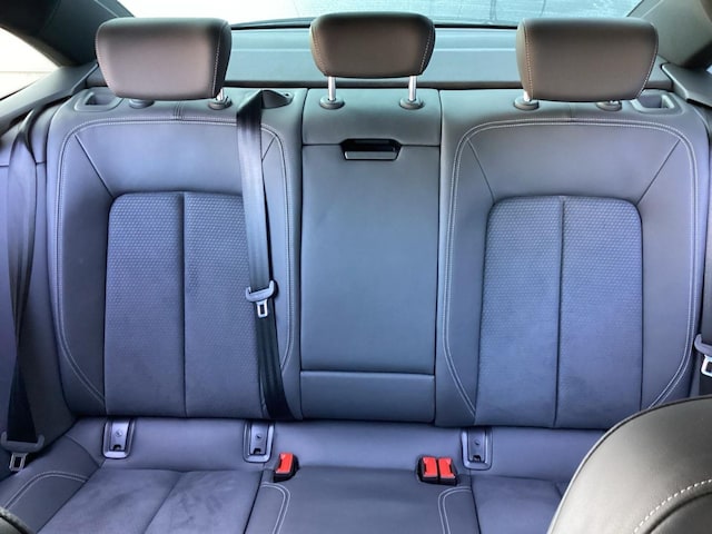 Audi S6 Quattro Sedan