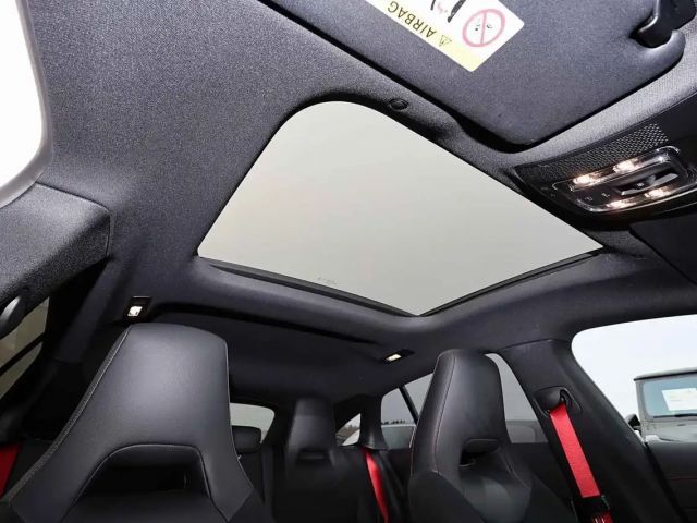 Mercedes-Benz CLA 35 AMG 4MATIC AMG Line