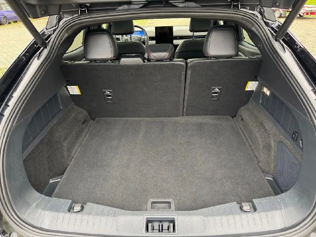 Ford Mustang Mach-E AWD Premium