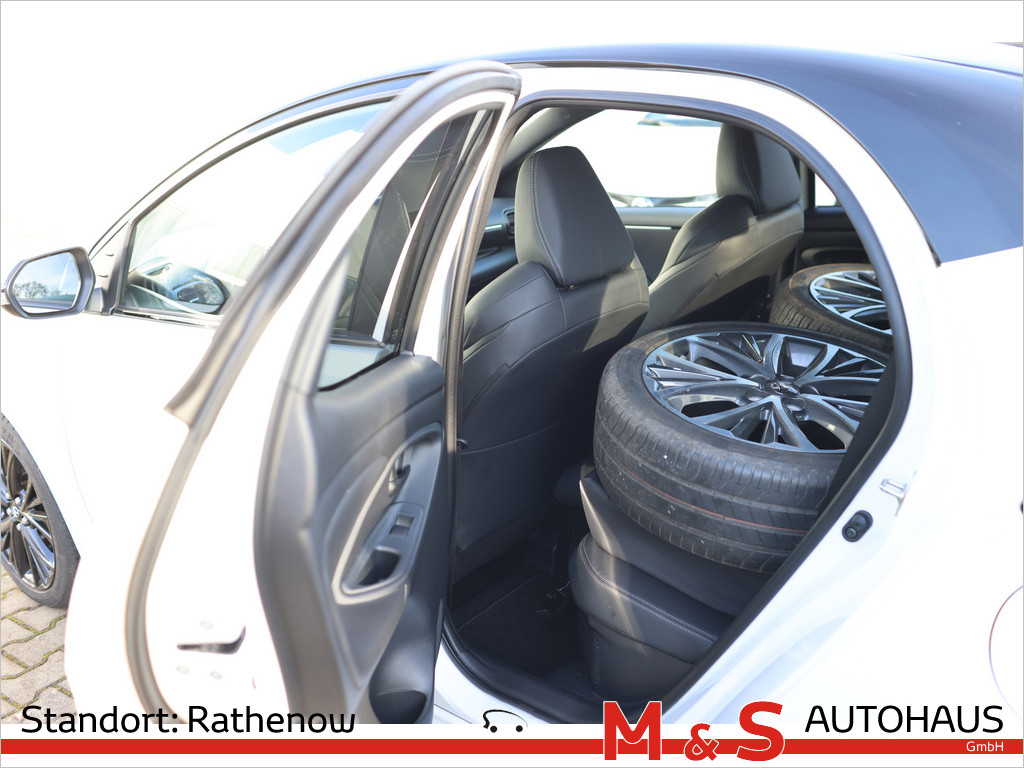 Toyota Yaris 5-deurs Plus Style