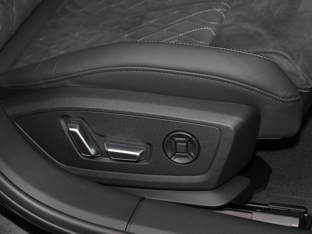 Audi S6 Avant Quattro